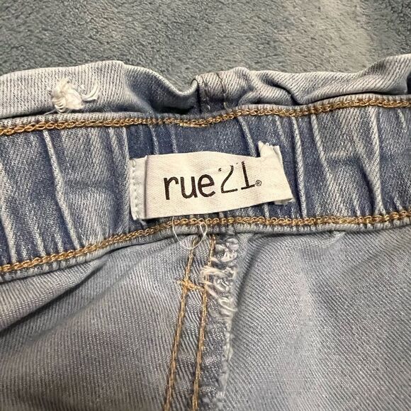 RUE 21 Vanilla Star Size 11 High Waisted Ripped and Faded Jeans - Picture 9 of 9